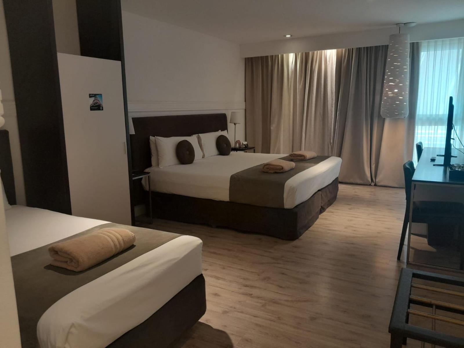 Esplendor By Wyndham Savoy Rosario Hotel Ngoại thất bức ảnh